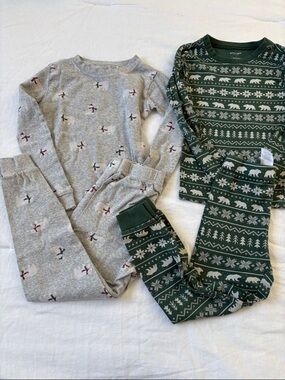Petit Lem Holiday PJ Sets Size 6